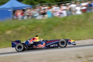 Tallinas ielas iekaro "Red Bull Racing" Formula 1