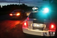 Ceļu policijas reidā pagājušajā naktī pārbaudīti vairāk nekā 500 autovadītāji