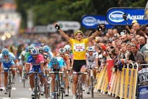 Kopvērtējuma līderis Kanselara uzvar "Tour de France" trešajā posmā