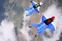 „DnB Nord Wingsuit” komanda šonedēļ piedalīsies pasaules rekorda uzstādīšanā
