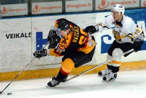 HK "Rīga 2000" izšķirošajām Latvijas kausa izcīņas spēlēm piesaka vairākus Latvijas izlases hokejistus