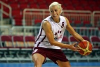 Latvijas sieviešu basketbola izlase aizvada pirmo pārbaudes spēli