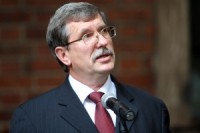 Emsis atkāpsies no Saeimas spīkera amata un noliks deputāta mandātu