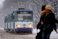 Sabiedriskā transporta joslu ierīkošana Rīgā sastrēgumus palielinās par 15%