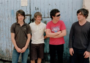 "Arctic Monkeys" paredzami uzvar mūzikas balvu "NME Awards 2008" ceremonijā