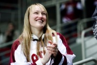 2009.gada pasaules hokeja čempionātā Latvija spēlēs ar Zviedriju, ASV un Austriju