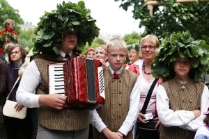 Rīgā notiks tradicionālais pasākums "Saulgriežu ugunis Rīgas kalnos"