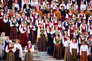 UNESCO pārstāve latviešu Dziesmu un deju svētku tradīciju salīdzina ar olimpiskajām spēlēm
