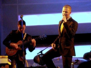Dziedātājs AIVO koncertēs romantiskajā ekspresī RĪGA-PARĪZE