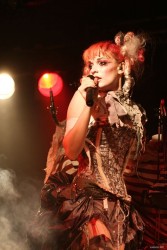 Rīgā otro reizi koncertēs Emilie Autumn