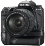 Pentax oficiāli prezentē K-7 DSLR fotokameru