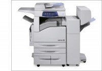 Daudzfunkcionālā drukas iekārta Xerox WorkCentre 7425 nodrošina pirmšķirīgu krāsaino materiālu druku un taupa enerģiju