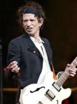 Kīts Ričards no “ The Rolling Stones” ieraksta dziesmas kopā ar Džeku Vaitu