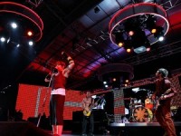 “Red Hot Chili Peppers” un LL Cool J ir izvirzīti uzņemšanai “Rokenrola slavas zālē”