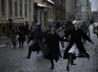 Rādīs Rīgā filmēto ASV filmu „Irēnas Sendleres drosmīgā sirds”