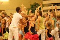 Latvijas Salsas Federācija aicina uz iepazīšanās deju nodarbībām visai ģimenei
