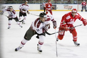 Foto: Latvijas hokejisti pārbaudes spēlē pieveic Dāniju