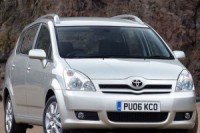 "Toyota Verso" piešķirts piecu zvaigžņu novērtējums "2010 Euro NCAP" triecienu testā