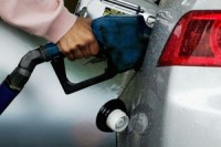 Artis Kampars: Degvielas cenas Latvijā ir par augstu