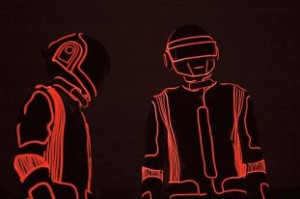 Filmā "Tron: Mantojums" skan "Daft Punk" mūzika