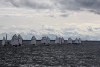 „Young Sailors" dalībnieki ir veiksmīgi finišējuši jauniešu Rīgas meistarsacīkstēs burāšanā