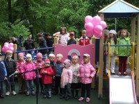 Latvijas Blondīņu asociācija ar L'Oreal atbalstu rīko jau otro "Princešu nometni" māmiņām, kurām ir bērni ar īpašajām vajadzībām