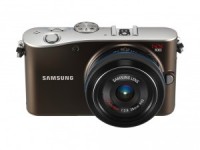 Samsung plāno iekarot industrijas līderpozīcijas ar jauno NX100 kameru