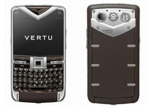 Vertu Constellation Quest – spēļmantiņa ar viedtelefona ambīcijām bagātajiem