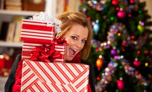 Ziemassvētku dāvanās 40 % aptaujāto plāno tērēt 50 Ls