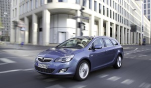 Latvijā pirmās Opel Astra Sports Tourer automašīnas jau ielās