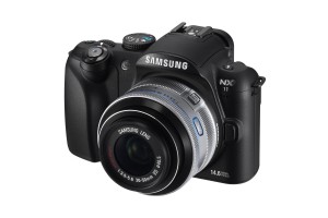 Samsung laiž klajā NX11 kameru ar maināmiem objektīviem
