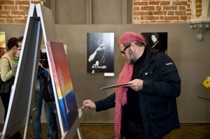Borisa Grenbenščikova gleznu izstāde un fotoizstāde „BG Latvijā" Lielajā Ģildē