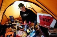 Angļu blogeris iPhone 5 gaidās jau tagad uzslien telti pie Apple veikala Londonā