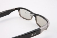 LG un pasaules slavenā briļļu dizainera Alena Mikli radītās 3D brilles – tagad arī Latvijā