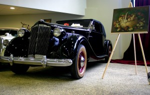 Rumānijas karaļa auto Rīgas Motormuzejā