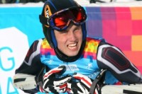 Pasaules Jaunatnes ziemas Olimpiskajās spēlēs Miks Zvejnieks 13. vietā milzu slalomā, bobslejisti labākie treniņbraucienos