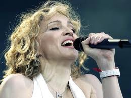 Uz Madonnas šovu Helsinkos dosies Fanu reiss