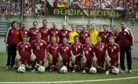 Latvijas sieviešu futbola izlase svētdien draudzības spēlē tiksies ar sieviešu hokeja valstsvienību