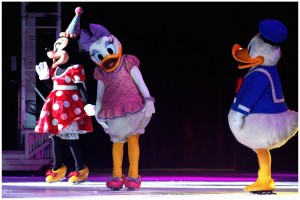 „Disney on Ice" izrādē Deiziju latviski ierunā Ilze Ķuzule-Skrastiņa