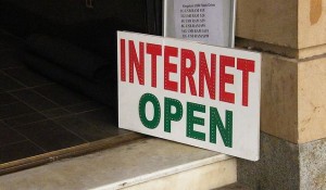 Interneta lietotāju skaits trīskāršosies līdz 2017. gadam