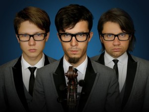 Čellu trio Melo-M gada nogalei gatavo lielkoncertu „Jaunā sērija”