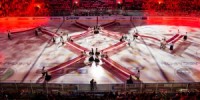 Foto: Latvijas 95. gadadienai veltīts dejas uzvedums uz Arēnas Rīga ledus