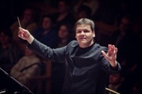 Sinfonietta Rīga Andra Pogas vadībā uzburs Parīzes atmosfēru