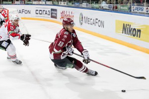 Foto: Dinamo Rīga KHL regulārā čempionāta nolēgumā zaudē Donbass