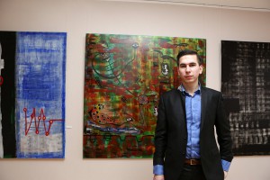 Krāsu trakums uz jaunības fona – Pavļučenko gleznu šovs Siguldā