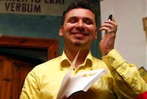 Grāmatnīcā „ Globuss” tika atklāta un prezentēta Jura Millera grāmata „Paparacī dienasgrāmata”