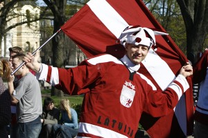 Latvijas hokeja izlase piedzīvo zaudējumu spēlē ar Šveici