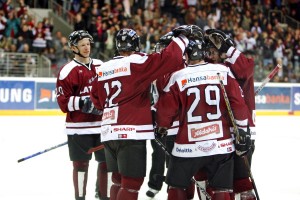 Vācijas izlasi pagaidām spējam pārspēt tikai „bullīšos”