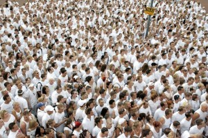 Šodien pirmo reizi Baltijā ARĒNĀ RĪGA notiek SENSATION WHITE