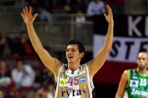 Jānis Blūms kļūst par Lietuvas čempionāta labāko trīspunktu metēju